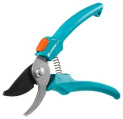 GARDENA Classic Snoeischaar 8 GARDENA Classic Snoeischaar -Buitentuin gardena snoeischaar b s 1500x1443 640af7d060b3d l